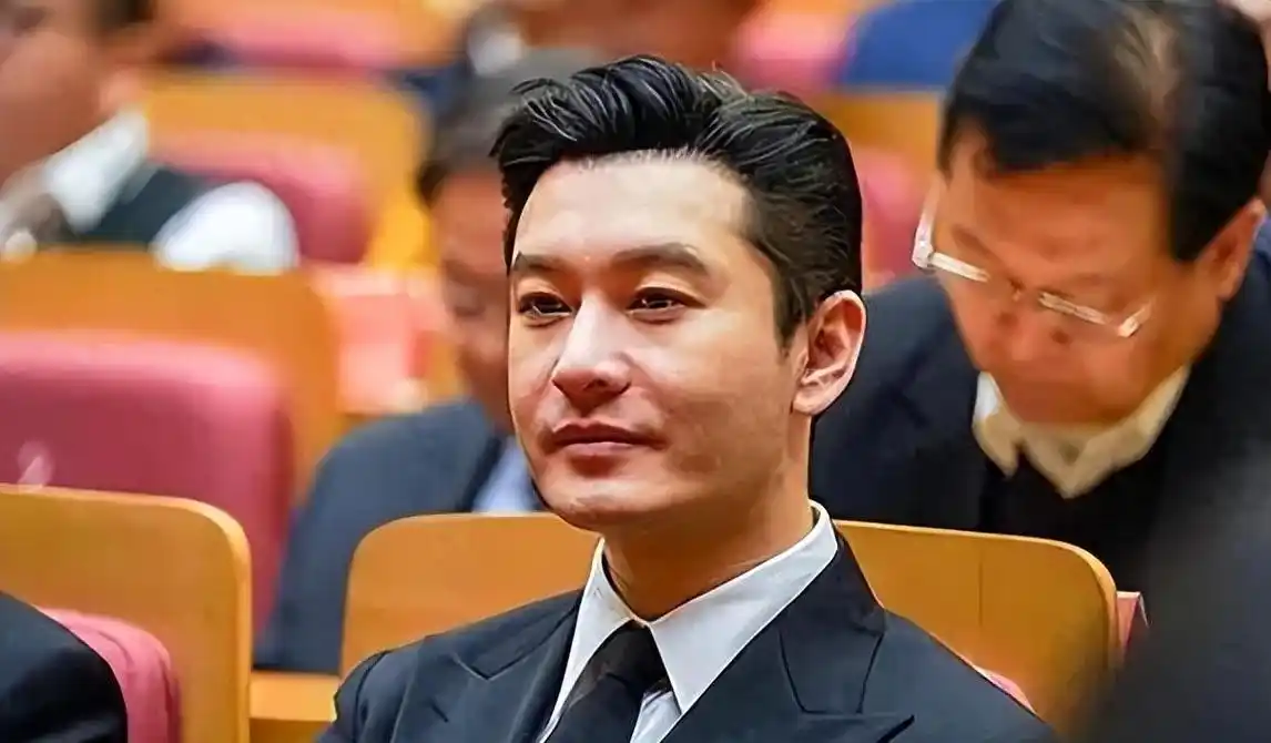 离婚风波余波荡漾,黄渤意外"躺枪",黄晓明杨颖离婚影响深远!