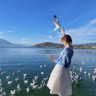 真人/蓝色系ins女头_女生头像_我要个性网