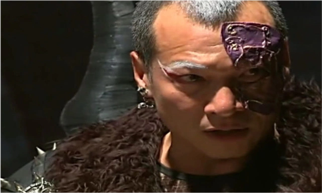 有种整容叫萌学园的暗黑大帝如今卸妆穿西装男神范十足