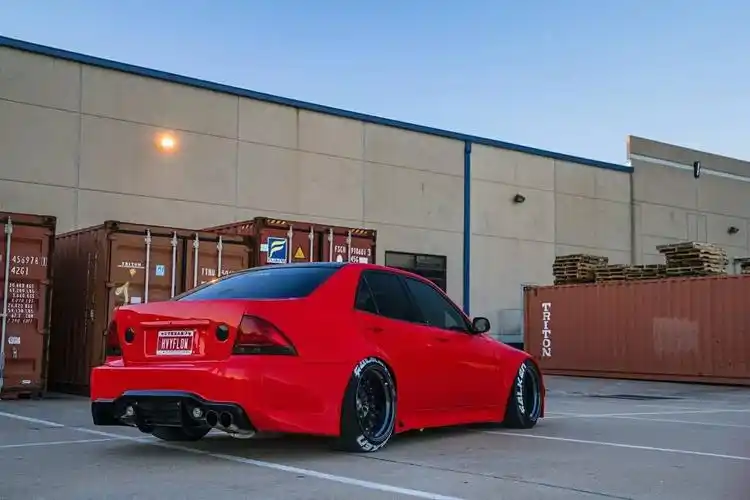 我花光积蓄买了辆15年车龄的"咬地鲨",留给儿子以后泡妞用!