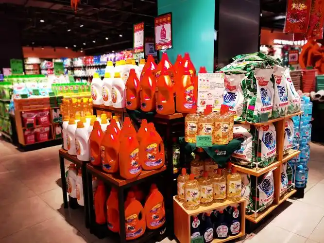 咸宁汉地尚街店开业食品百货陈列图片