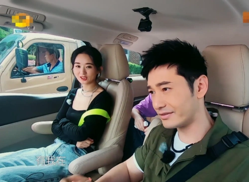 黄晓明力邀赵丽颖上浪姐细看她的表情变化想不想去很明显