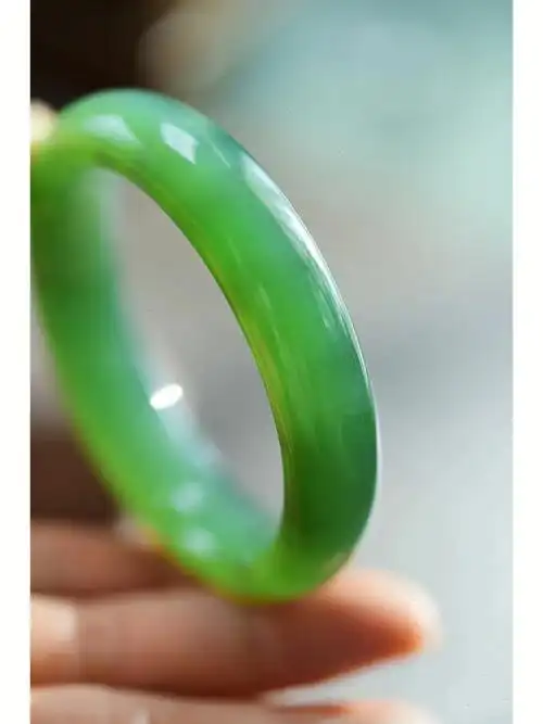 藏品61碧玉高冰猫眼手镯高冰玻璃底猫眼