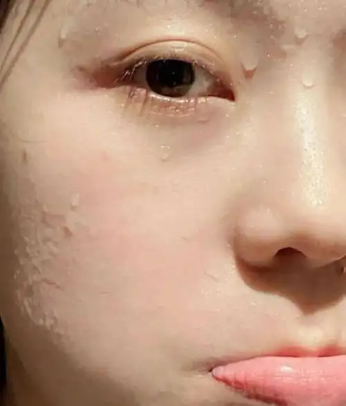 刘亦菲素颜绝了!这样护肤难怪皮肤这好!