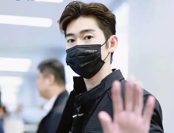 花儿与少年好友记印尼开录7人被嘲老年团其中3人口碑不稳