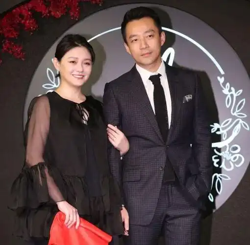 汪小菲官宣结婚大s送上祝福一句称呼暴露与前夫的真实关系