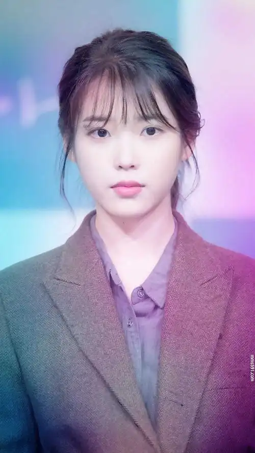 韩国美女明星iu李知恩(李智恩)甜美手机壁纸图片集高清下载