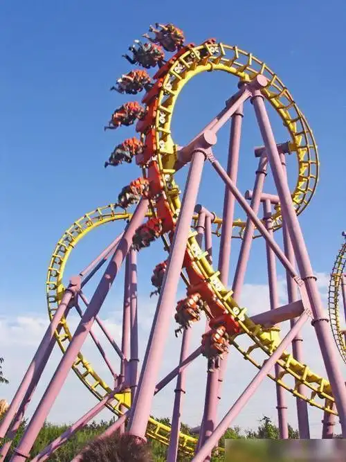 北京欢乐谷回应儿童倒挂空中,高危项目你们敢玩吗?