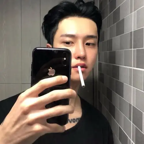 男人成熟自拍照_好看的男生头像图片_扣扣居