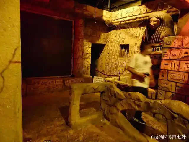 世界之窗.埃及金字塔洞内探秘,洞内木乃伊阴森恐怖,吓到忘记拍照