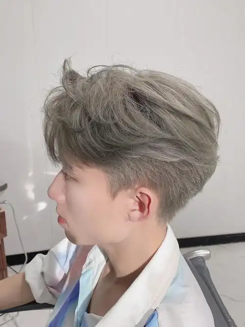 汕头谷饶男生染发  #亚麻灰粽色发色 #王嘉尔同款发型  超有质感,超