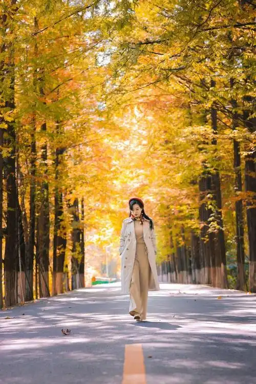 中年姐姐拍生活照,这些摄影技巧学起来,拍照优雅有气质