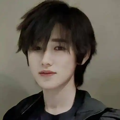 笑起来与小宋如出一辙,刘耀文未必能分清_女装_女生_造型