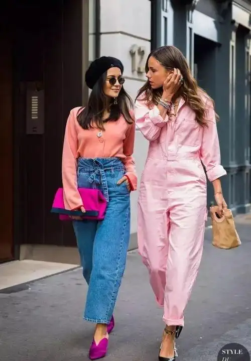 粉色和哪些颜色搭配更高级显少女感?