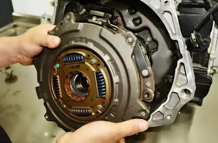 4t双离合变速箱内部的助力器,就是科鲁兹双离合变速箱故障.