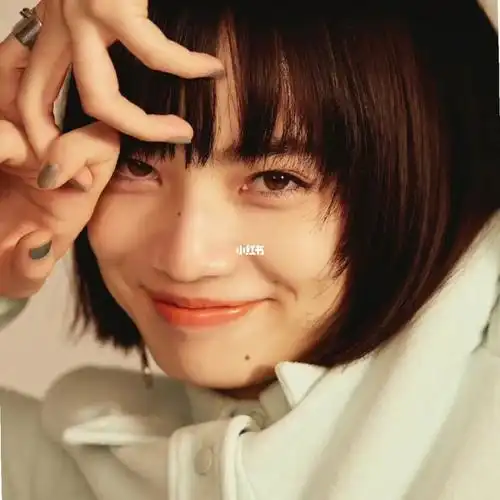 小松菜奈个人头像2