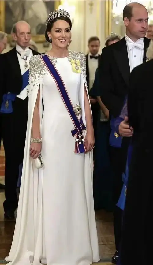 5个月未露面的凯特王妃近况:脱发,恶心消瘦,腹部破裂有疝气!