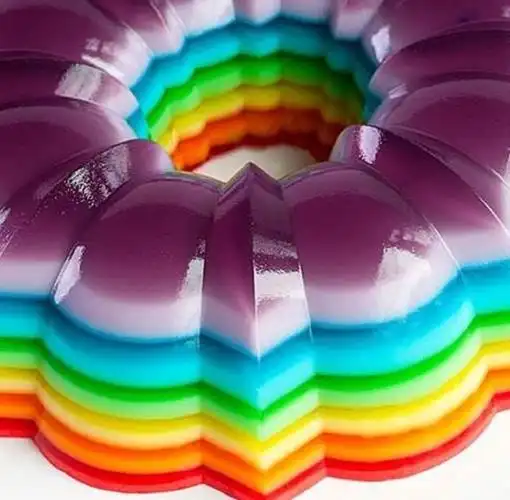 第六种,彩虹果冻,颜色这么丰富的果冻小编还没吃过呢,你们吃过吗?