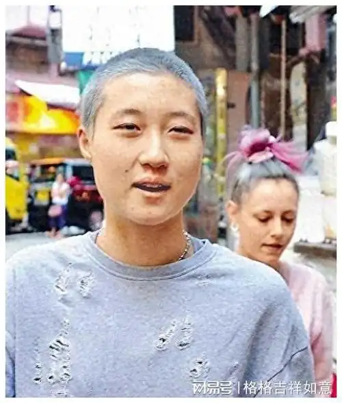 小龙女吴卓林已选择新道路,摆脱同性妻子的"控制"