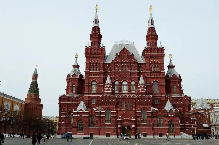 坐标:埃及开罗尼罗河西 坐标:梵蒂冈东面圣彼得大广场 世界名筑是历史