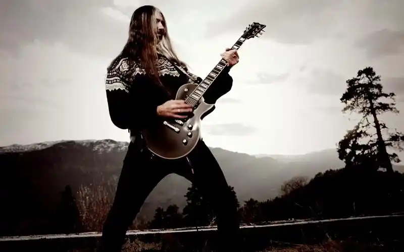 【金属】挪威旋律黑金属乐队vreid - 《wild north west 》