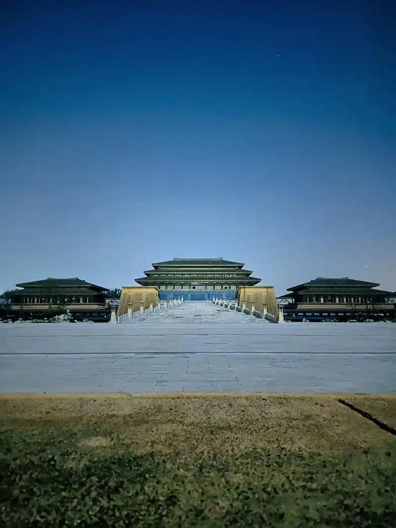 陕西历史博物馆秦汉分馆.咸阳宫阙郁嵯峨,六国楼台艳绮罗.占地 - 抖音
