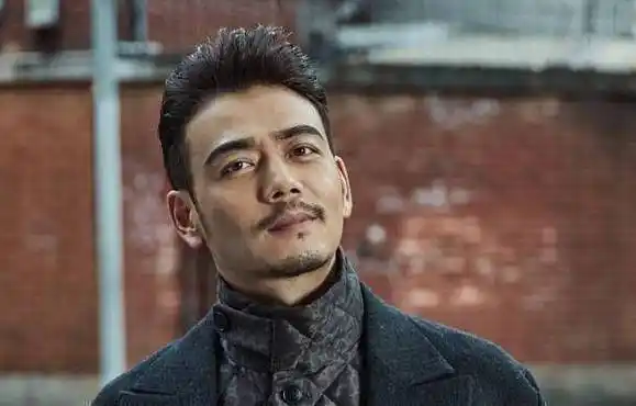 影视男演员杨烁,他的影视作品非常经典,你也一定知道_教育_儿子_网友