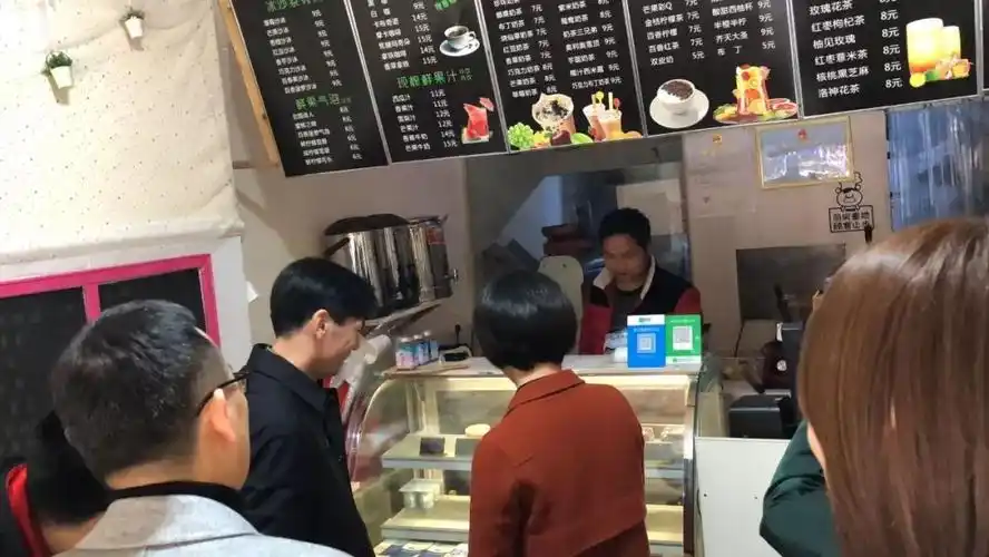 醴陵市副市长谭艳率队督查全市食品药品特种设备安全风险隐患大排查大