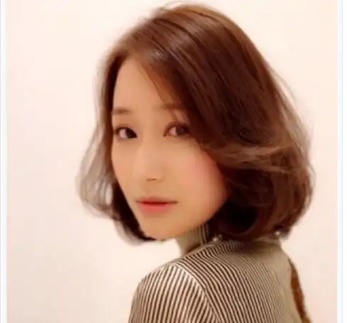 适合方脸女生的内扣发型 齐肩内扣发型漂亮又有魅力(2)_方脸发型_西子