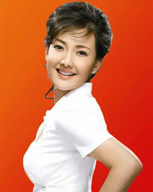 美女明星牛莉的图集