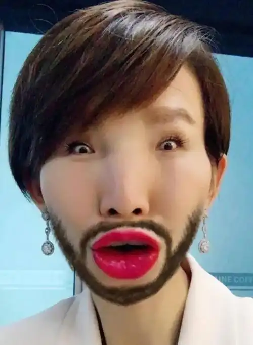 人生苦短,必须搞笑的度过每一天,娱己才是最大的乐趣,想来能给大家