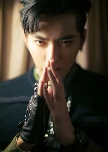 吴亦凡最新帅气活动照图片213