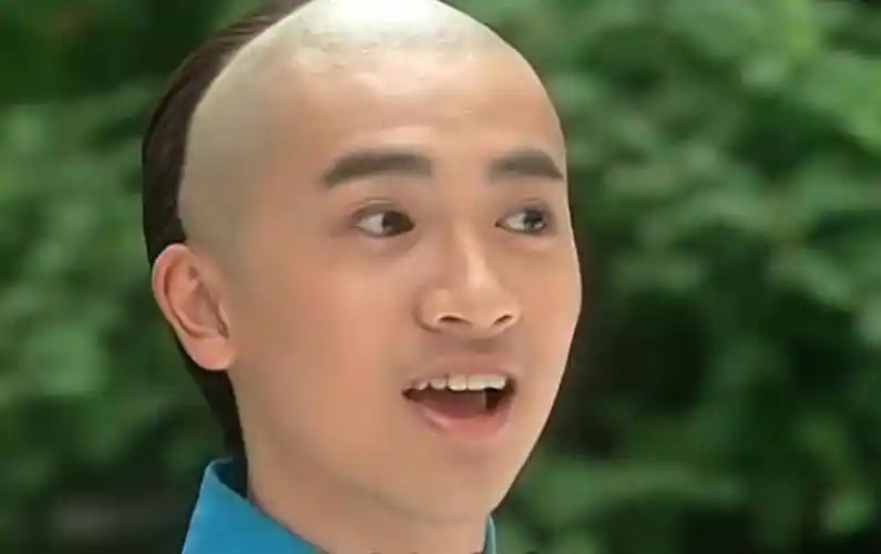 还珠格格中的五阿哥永琪在历史上也像剧中一样很受乾隆的喜爱吗?