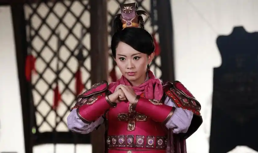 隋唐第一女将新月娥:杀罗士信,生擒程咬金,却死于新婚之夜_妹妹_父亲