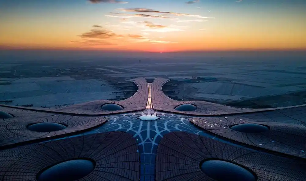 大兴机场迎来了首架飞机,今后在北京坐飞机都有哪些变化?