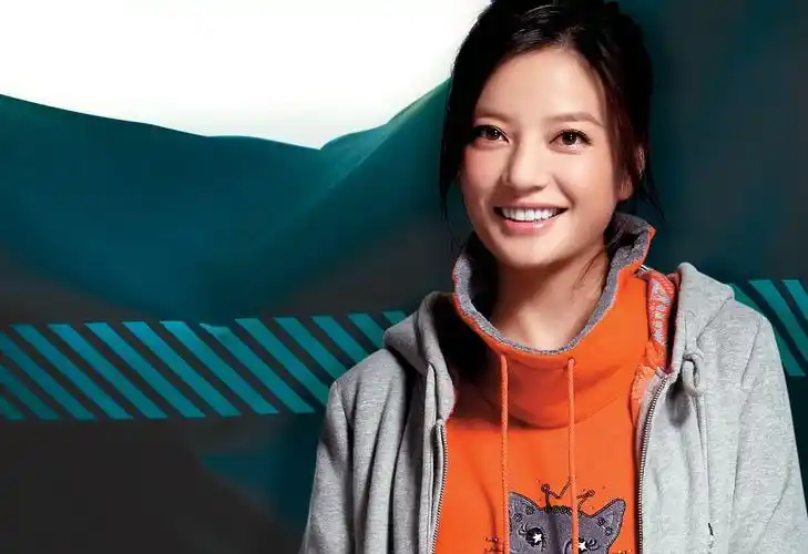 赵薇一生都不会原谅的闺蜜,曾用日本军旗陷害她,还状告她打人