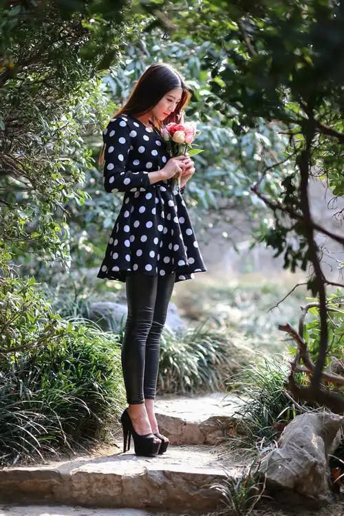 公园随拍 - 人像作品 - 数码摄影网论坛 - 摄影交流论坛