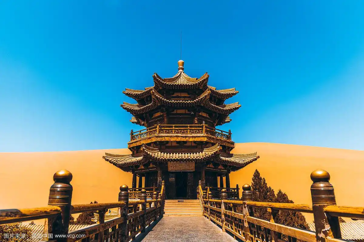 敦煌·鸣沙山月牙泉