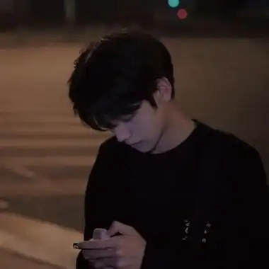 男生头像频道提供更多与2022全新,酷拽,气质,网红相关的头像图片挑选