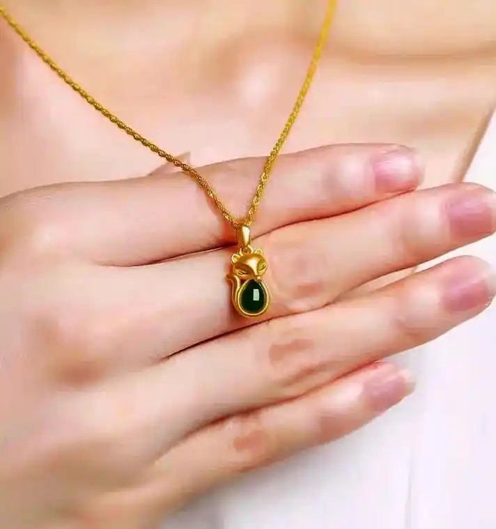 金镶玉和田玉平安扣吊坠18k金狐狸项链#黄金 #好物推荐97 - 抖音