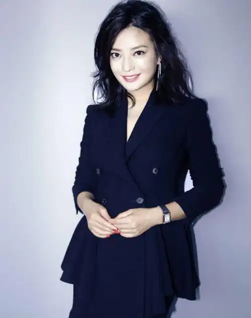 名人诞辰:小燕子——赵薇