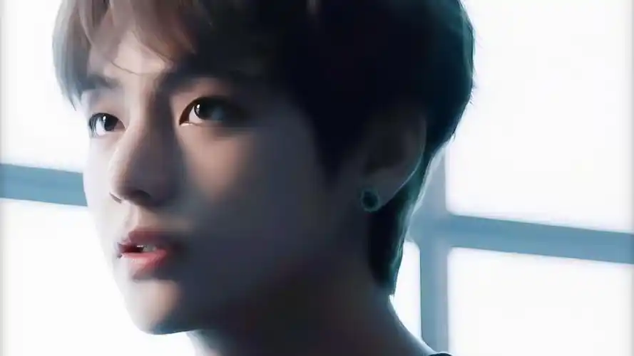 金泰亨——为什么会有"我想见你"这种人生疾苦