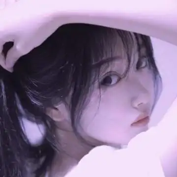 2020微信美女头像唯美清新人生时而有趣时而无趣