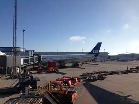 sq2754)由丹麦哥本哈根卡斯楚普机场cph飞往挪威奥斯陆加勒穆恩机场