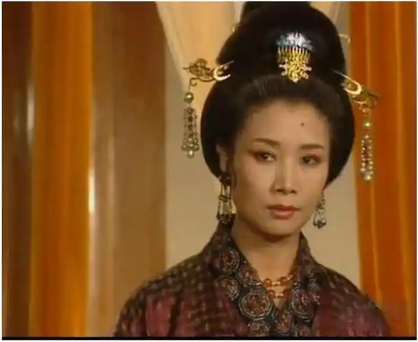 吕中和奚美娟是什么关系 吕中年轻时好漂亮的照片组图