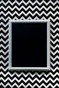 黑白搭配的背景图片