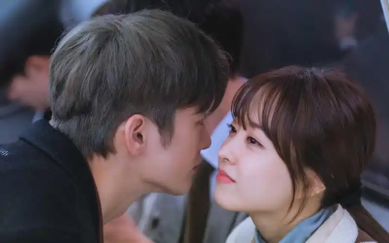 灭亡走进我家门】明目张胆的偏爱就是最大的救赎 丨徐仁国×朴宝英