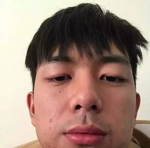 男明星自拍刘昊然撞脸刘能李现不敢认炎亚纶丑到脱粉