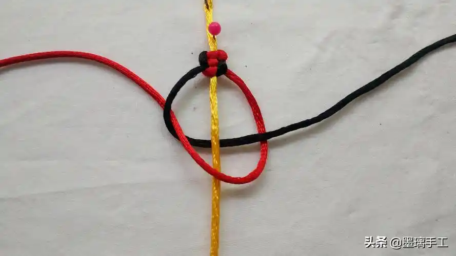 平结收尾怎么打结(diy手工编绳必学的基础)