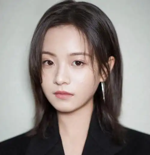 一脸苦相真的不要演绝世美女离开姜泥李庚希的风评又回来了